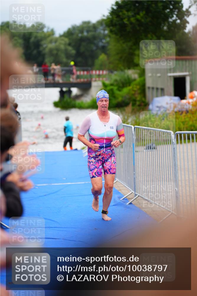 30.08.2026 - Elbe Triathlon Hamburg LAZAROV Photography http://msf.ph/oto/10038797 30.08.2026 14:04:06 Schwimmen 140, 148, 150, 164, 171 meine-sportfotos.de