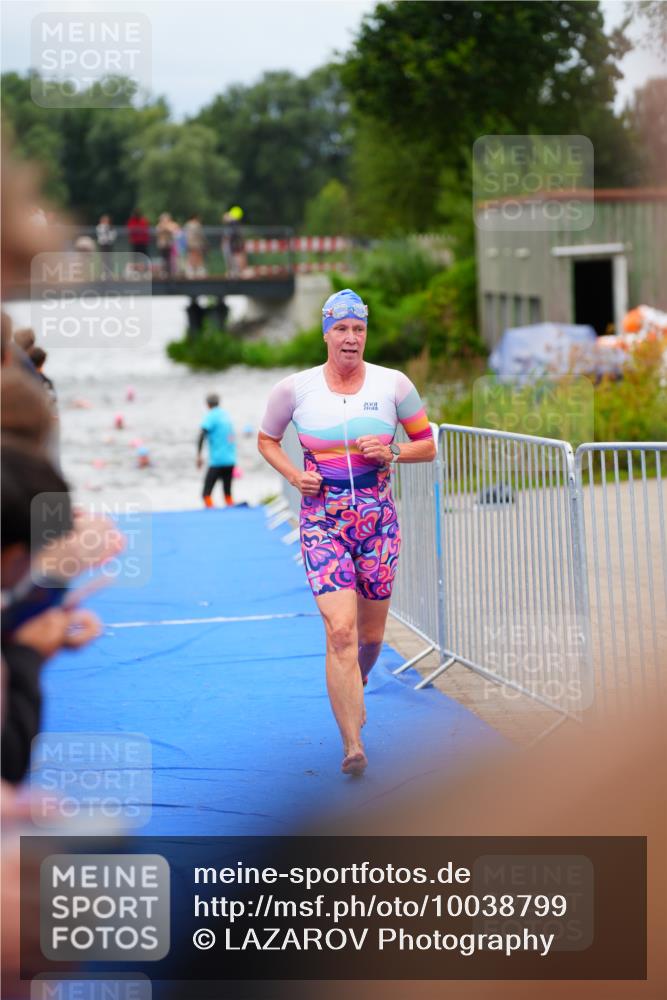 30.08.2026 - Elbe Triathlon Hamburg LAZAROV Photography http://msf.ph/oto/10038799 30.08.2026 14:04:07 Schwimmen 140, 148, 150, 164, 171 meine-sportfotos.de