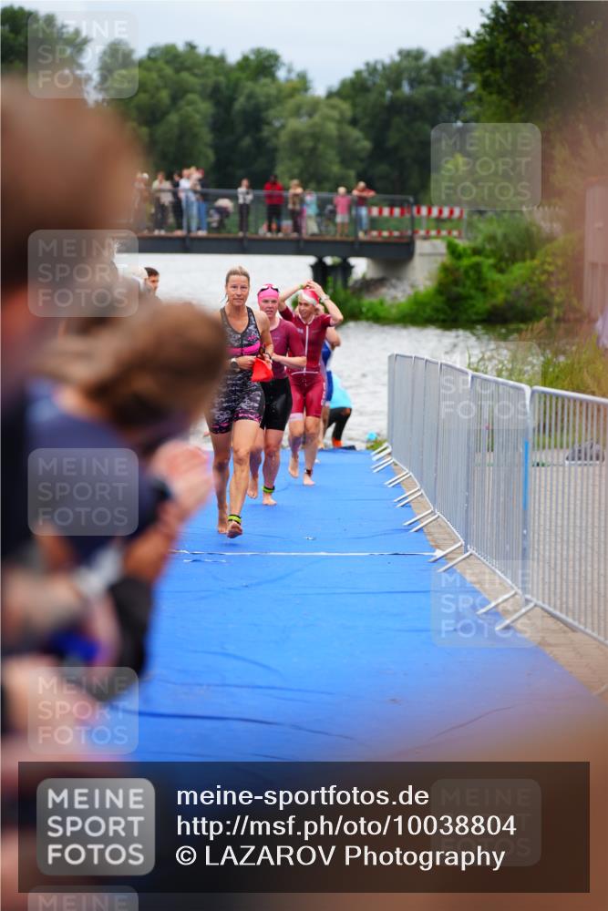 30.08.2026 - Elbe Triathlon Hamburg LAZAROV Photography http://msf.ph/oto/10038804 30.08.2026 14:04:24 Schwimmen 156, 172, 179 meine-sportfotos.de