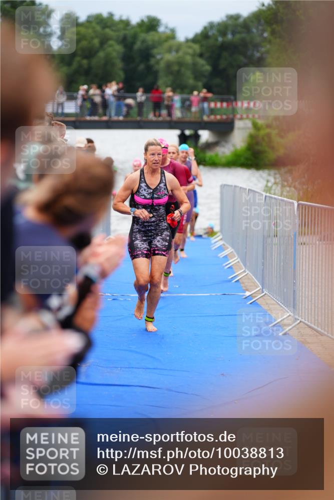 30.08.2026 - Elbe Triathlon Hamburg LAZAROV Photography http://msf.ph/oto/10038813 30.08.2026 14:04:25 Schwimmen 156, 167, 172, 179 meine-sportfotos.de