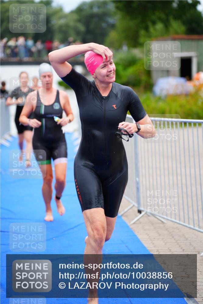30.08.2026 - Elbe Triathlon Hamburg LAZAROV Photography http://msf.ph/oto/10038856 30.08.2026 14:04:37 Schwimmen 134, 152, 156, 157, 167, 168, 172, 173, 175, 176, 179 meine-sportfotos.de