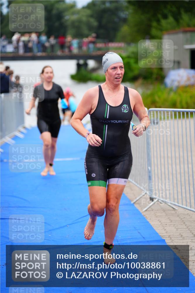 30.08.2026 - Elbe Triathlon Hamburg LAZAROV Photography http://msf.ph/oto/10038861 30.08.2026 14:04:38 Schwimmen 134, 152, 156, 157, 167, 168, 172, 173, 175, 176, 179 meine-sportfotos.de