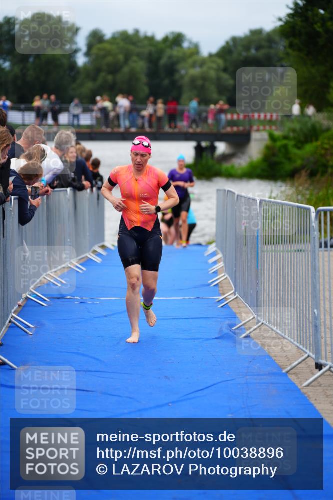 30.08.2026 - Elbe Triathlon Hamburg LAZAROV Photography http://msf.ph/oto/10038896 30.08.2026 14:04:47 Schwimmen 134, 152, 157, 165, 168, 173, 176 meine-sportfotos.de