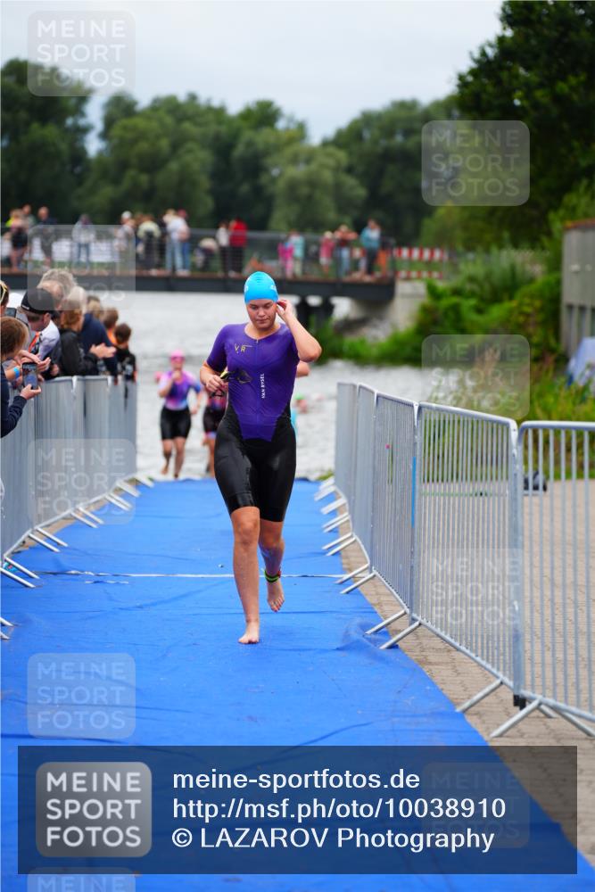 30.08.2026 - Elbe Triathlon Hamburg LAZAROV Photography http://msf.ph/oto/10038910 30.08.2026 14:04:54 Schwimmen 142, 149, 152, 165, 173, 177 meine-sportfotos.de