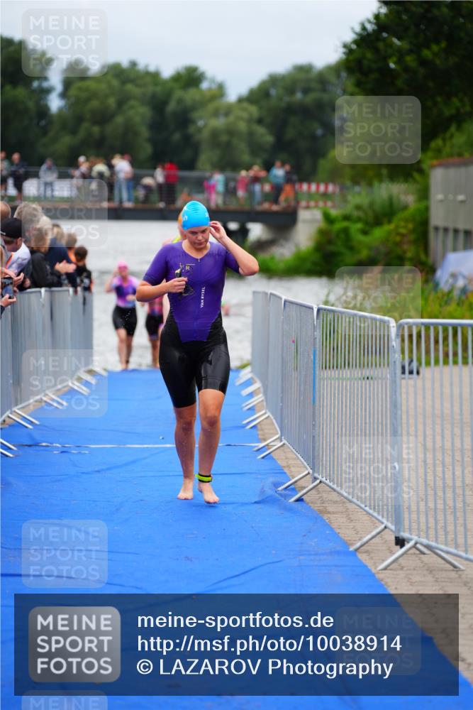 30.08.2026 - Elbe Triathlon Hamburg LAZAROV Photography http://msf.ph/oto/10038914 30.08.2026 14:04:54 Schwimmen 142, 149, 152, 165, 173, 177 meine-sportfotos.de