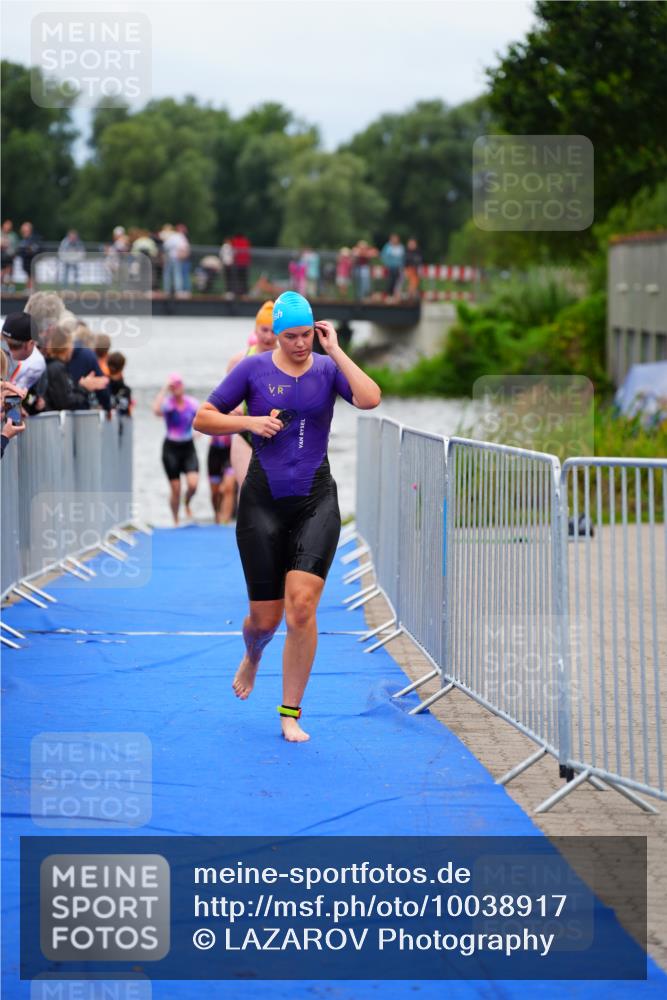 30.08.2026 - Elbe Triathlon Hamburg LAZAROV Photography http://msf.ph/oto/10038917 30.08.2026 14:04:54 Schwimmen 142, 149, 152, 165, 173, 177 meine-sportfotos.de