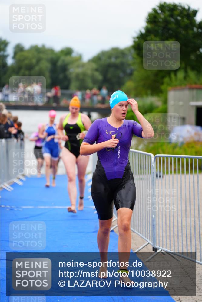 30.08.2026 - Elbe Triathlon Hamburg LAZAROV Photography http://msf.ph/oto/10038922 30.08.2026 14:04:55 Schwimmen 142, 149, 152, 165, 173, 177 meine-sportfotos.de