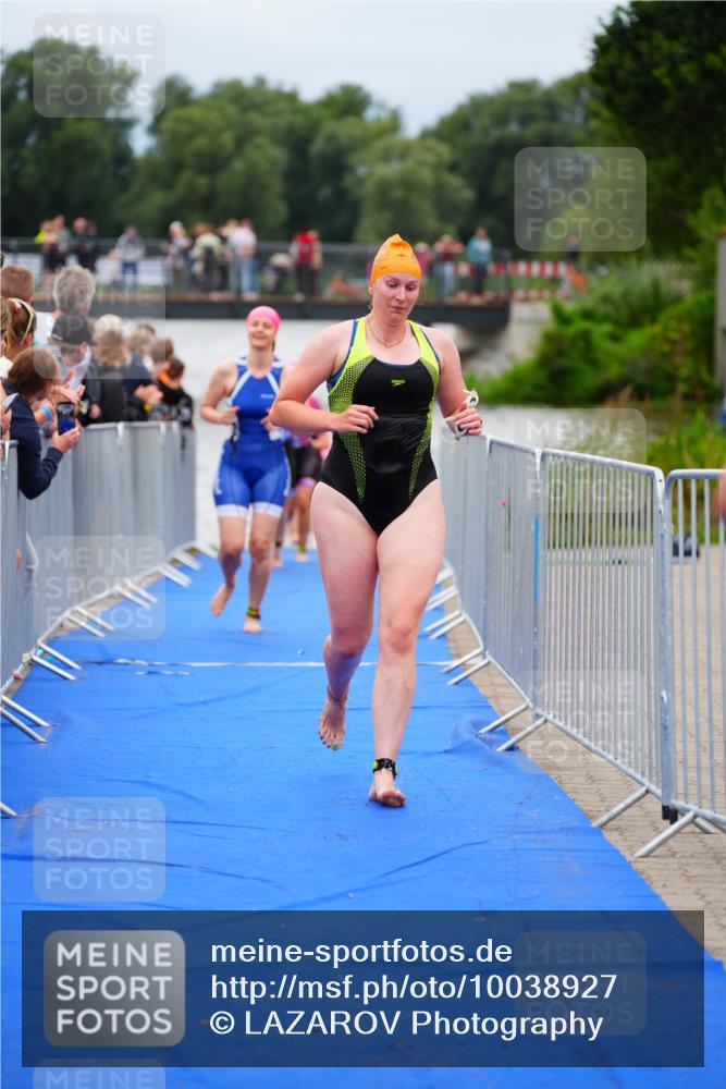 30.08.2026 - Elbe Triathlon Hamburg LAZAROV Photography http://msf.ph/oto/10038927 30.08.2026 14:04:57 Schwimmen 130, 142, 149, 152, 165, 177 meine-sportfotos.de