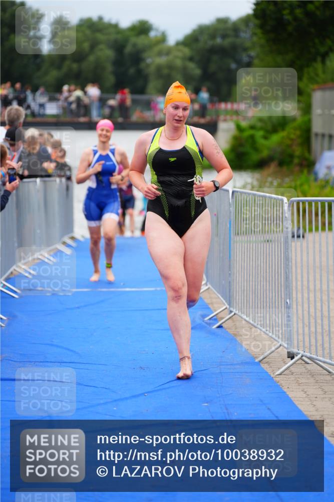 30.08.2026 - Elbe Triathlon Hamburg LAZAROV Photography http://msf.ph/oto/10038932 30.08.2026 14:04:57 Schwimmen 130, 142, 149, 152, 165, 177 meine-sportfotos.de