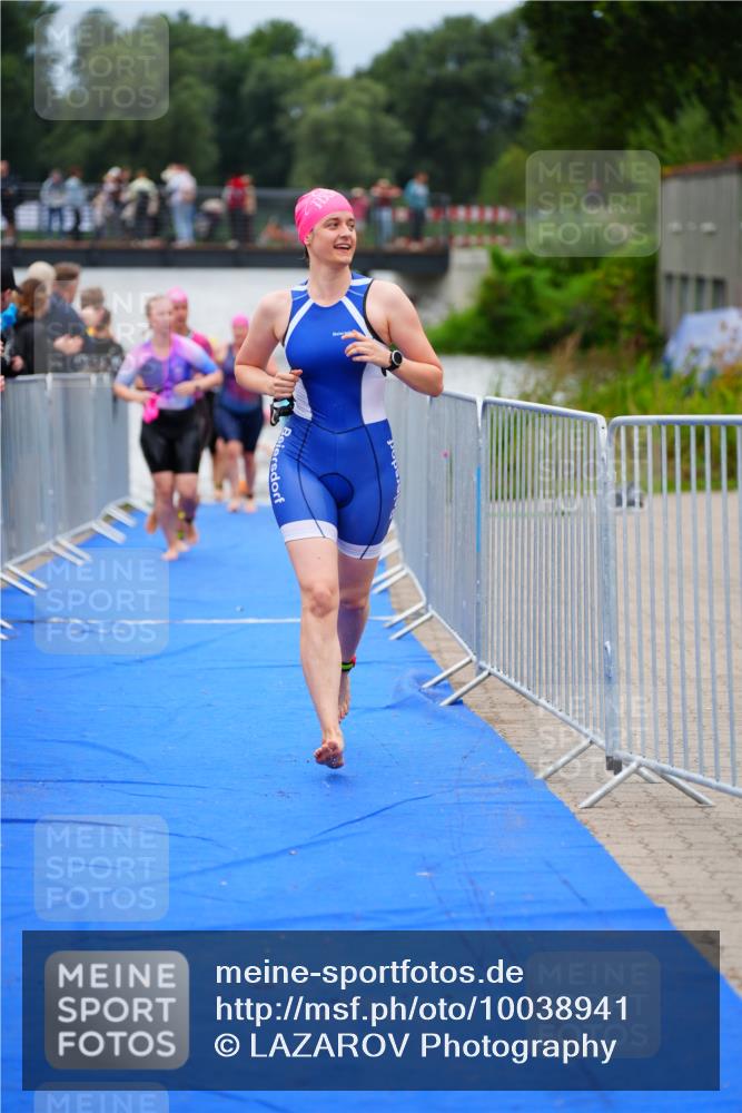 30.08.2026 - Elbe Triathlon Hamburg LAZAROV Photography http://msf.ph/oto/10038941 30.08.2026 14:04:59 Schwimmen 130, 142, 149, 165, 177, 178 meine-sportfotos.de