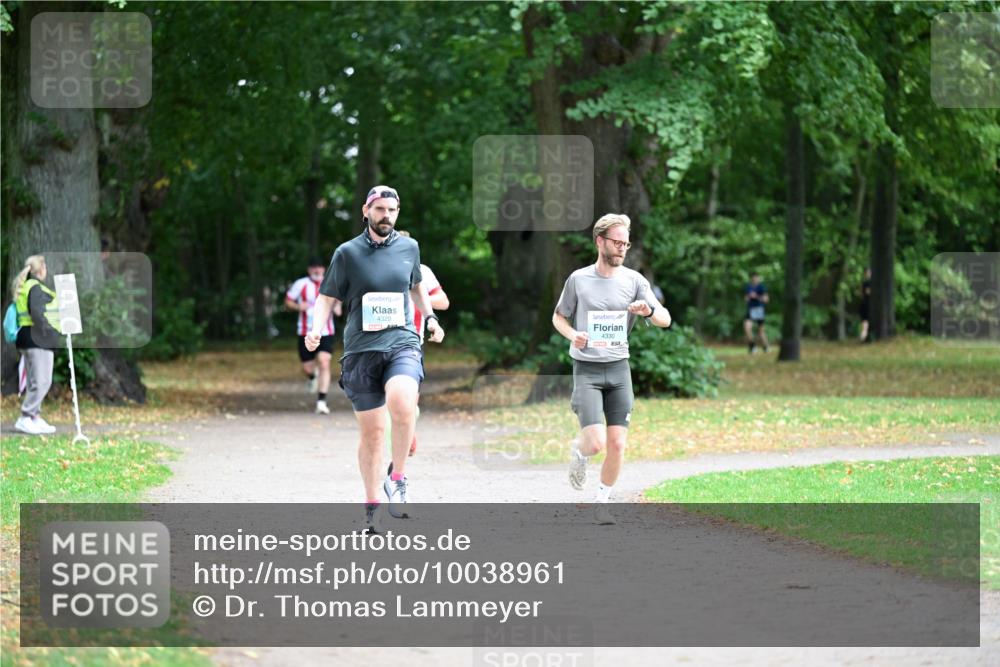 30.08.2026 - Blankeneser Heldenlauf Dr. Thomas Lammeyer http://msf.ph/oto/10038961 30.08.2026 11:11:52 Laufen 4329, 4330 meine-sportfotos.de