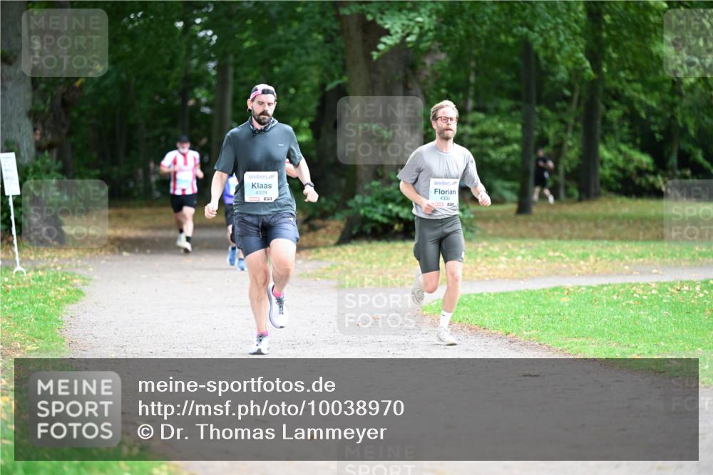 30.08.2026 - Blankeneser Heldenlauf Dr. Thomas Lammeyer http://msf.ph/oto/10038970 30.08.2026 11:11:52 Laufen 4329, 4330 meine-sportfotos.de