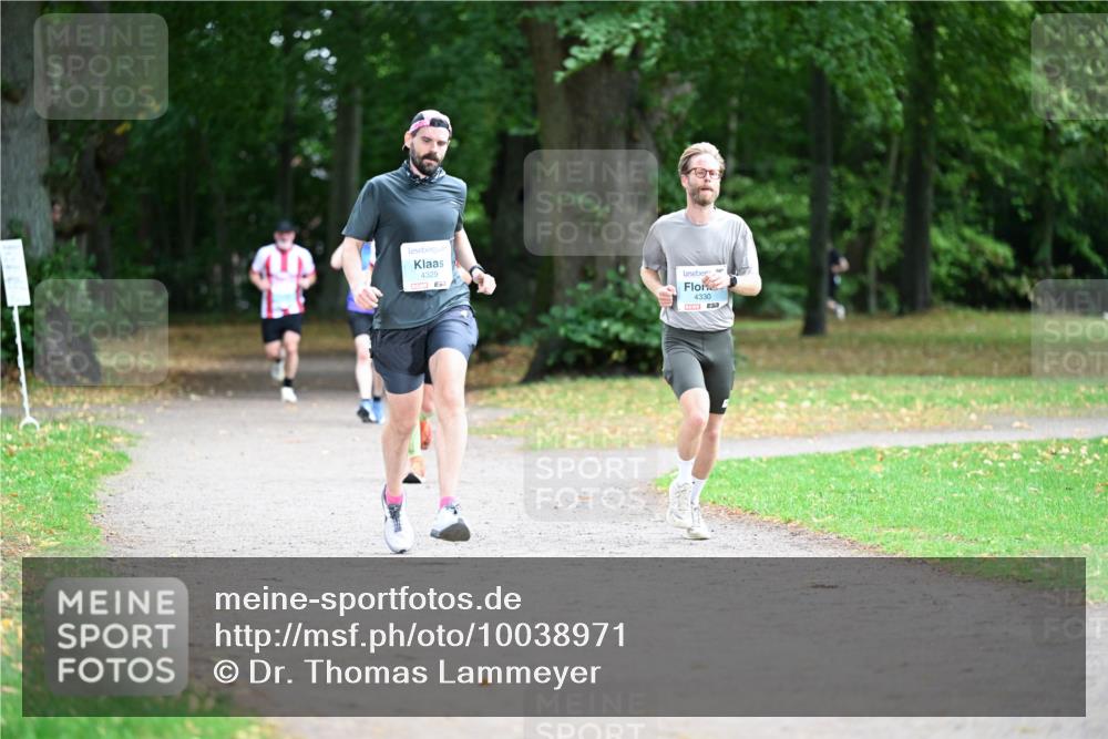 30.08.2026 - Blankeneser Heldenlauf Dr. Thomas Lammeyer http://msf.ph/oto/10038971 30.08.2026 11:11:52 Laufen 4329, 4330 meine-sportfotos.de