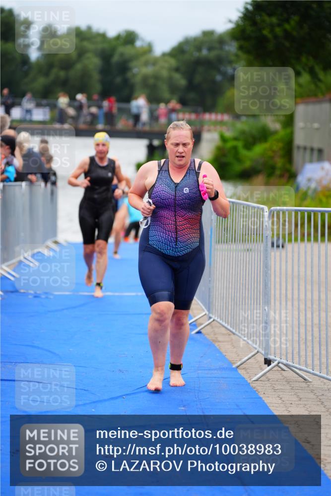 30.08.2026 - Elbe Triathlon Hamburg LAZAROV Photography http://msf.ph/oto/10038983 30.08.2026 14:05:07 Schwimmen 130, 141, 142, 149, 151, 155, 177, 178 meine-sportfotos.de
