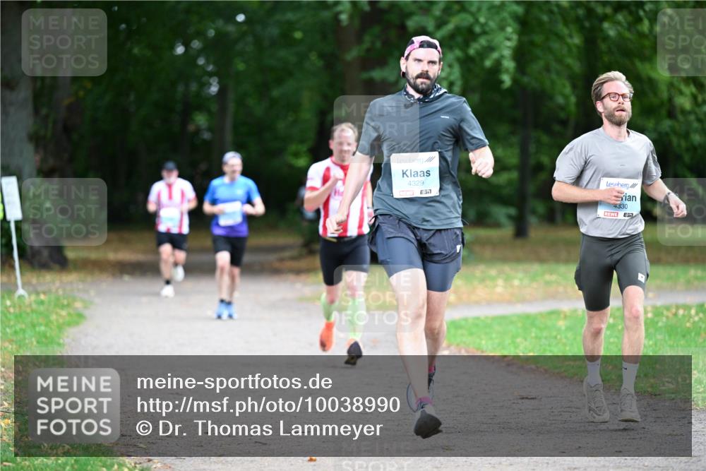 30.08.2026 - Blankeneser Heldenlauf Dr. Thomas Lammeyer http://msf.ph/oto/10038990 30.08.2026 11:11:54 Laufen 4329, 4330, 7 meine-sportfotos.de