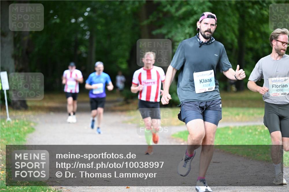 30.08.2026 - Blankeneser Heldenlauf Dr. Thomas Lammeyer http://msf.ph/oto/10038997 30.08.2026 11:11:55 Laufen 4329, 4330 meine-sportfotos.de