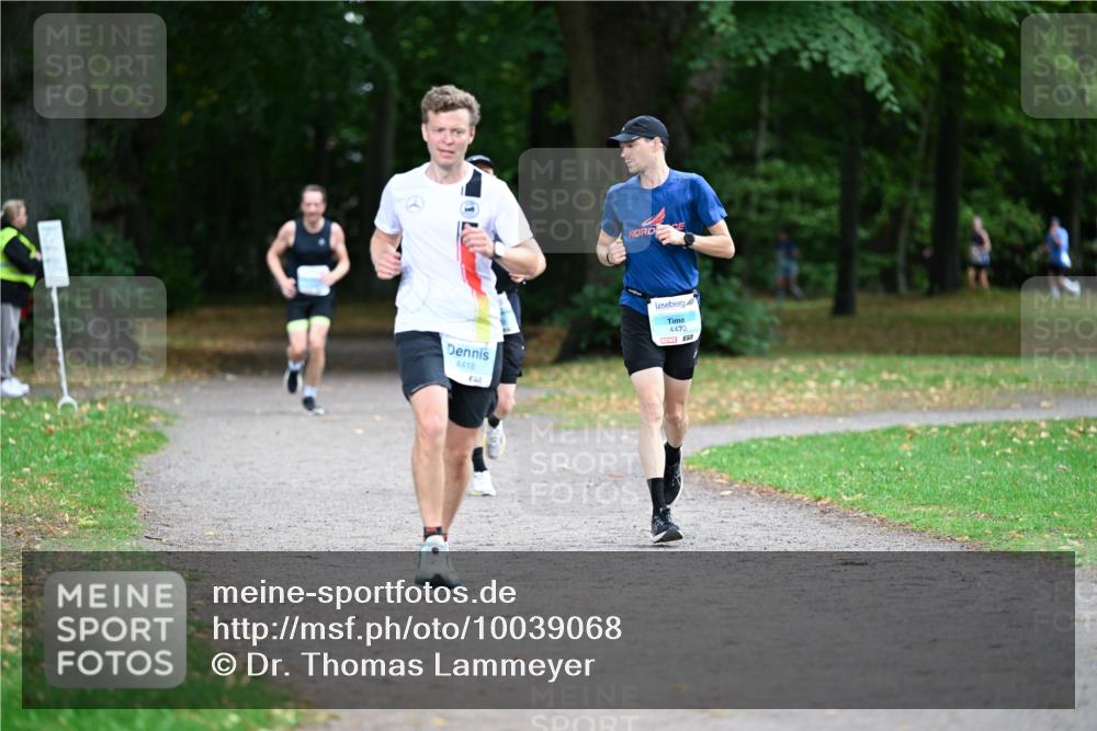 30.08.2026 - Blankeneser Heldenlauf Dr. Thomas Lammeyer http://msf.ph/oto/10039068 30.08.2026 11:12:12 Laufen 130, 4418, 4473 meine-sportfotos.de