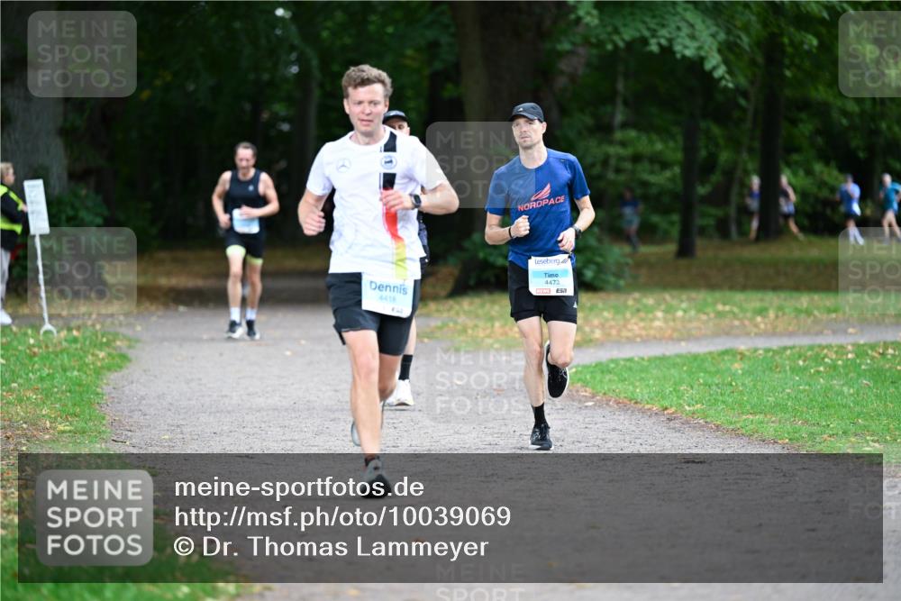 30.08.2026 - Blankeneser Heldenlauf Dr. Thomas Lammeyer http://msf.ph/oto/10039069 30.08.2026 11:12:12 Laufen 4418, 4473 meine-sportfotos.de