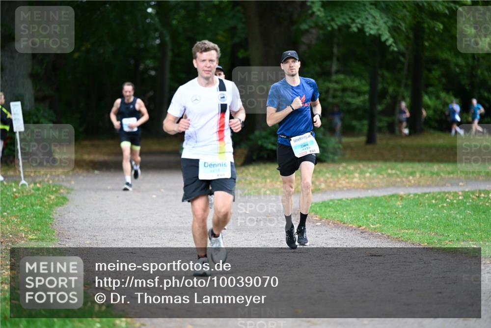 30.08.2026 - Blankeneser Heldenlauf Dr. Thomas Lammeyer http://msf.ph/oto/10039070 30.08.2026 11:12:12 Laufen 4418, 4473 meine-sportfotos.de