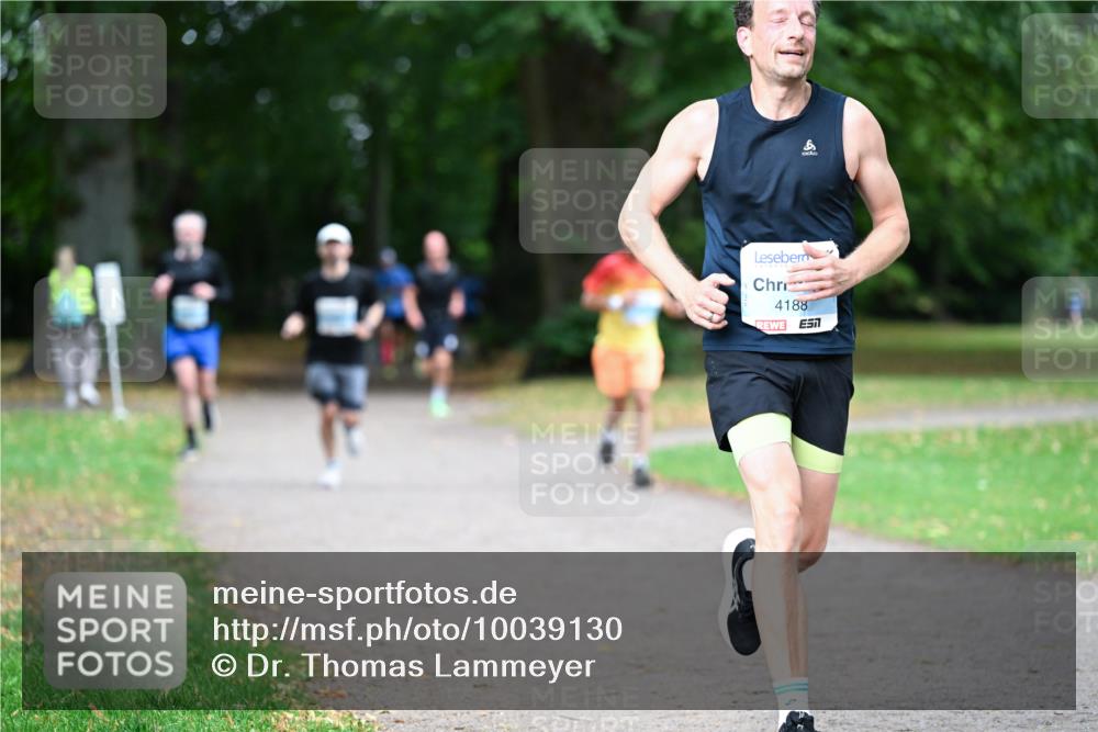30.08.2026 - Blankeneser Heldenlauf Dr. Thomas Lammeyer http://msf.ph/oto/10039130 30.08.2026 11:12:20 Laufen 8, 4188 meine-sportfotos.de