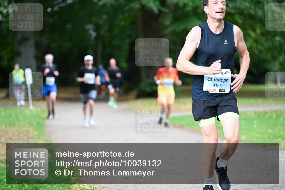 30.08.2026 - Blankeneser Heldenlauf Dr. Thomas Lammeyer http://msf.ph/oto/10039132 30.08.2026 11:12:21 Laufen 4188 meine-sportfotos.de