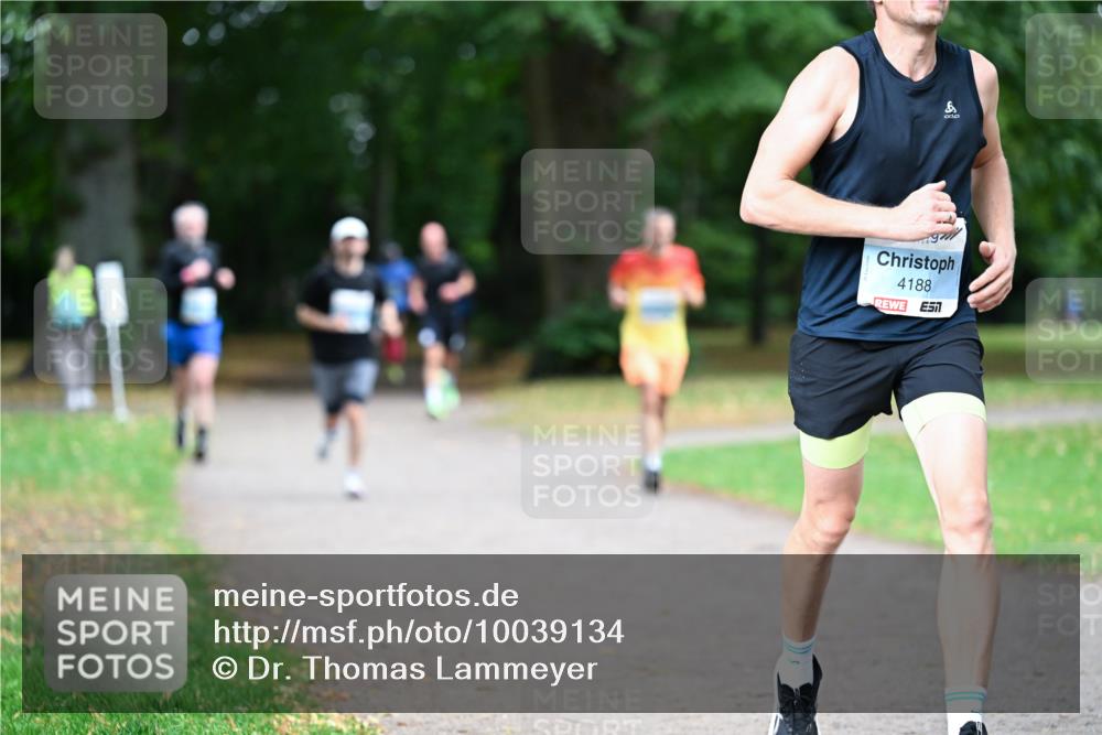 30.08.2026 - Blankeneser Heldenlauf Dr. Thomas Lammeyer http://msf.ph/oto/10039134 30.08.2026 11:12:21 Laufen 4188 meine-sportfotos.de