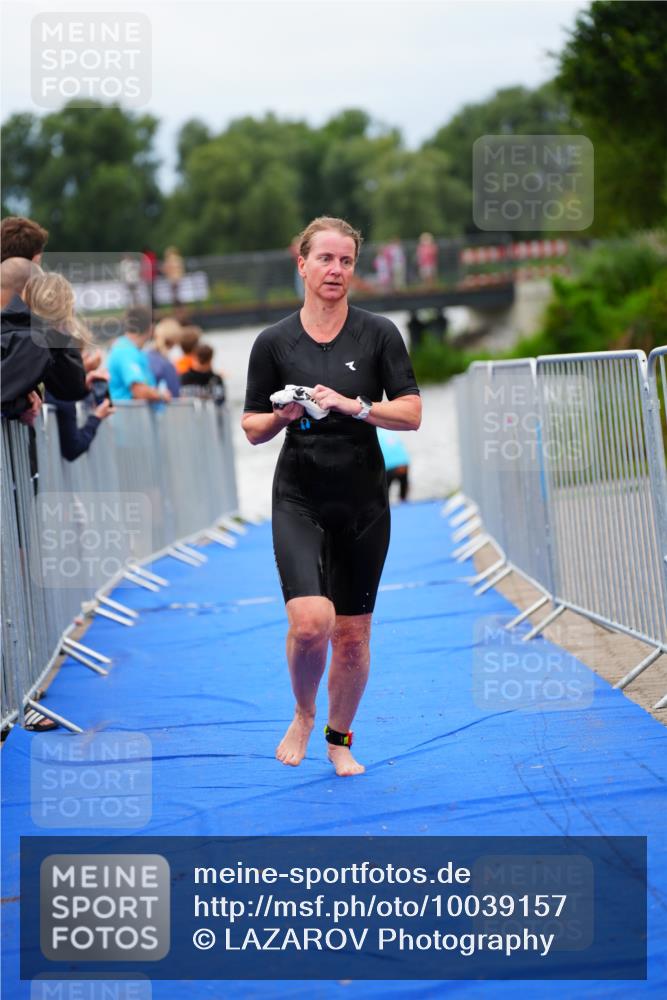 30.08.2026 - Elbe Triathlon Hamburg LAZAROV Photography http://msf.ph/oto/10039157 30.08.2026 14:05:39 Schwimmen 132, 146, 159, 161 meine-sportfotos.de