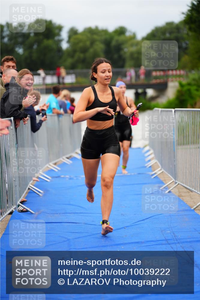 30.08.2026 - Elbe Triathlon Hamburg LAZAROV Photography http://msf.ph/oto/10039222 30.08.2026 14:05:53 Schwimmen 128, 137, 145, 153, 159 meine-sportfotos.de