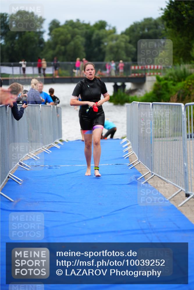 30.08.2026 - Elbe Triathlon Hamburg LAZAROV Photography http://msf.ph/oto/10039252 30.08.2026 14:06:10 Schwimmen 145, 160 meine-sportfotos.de