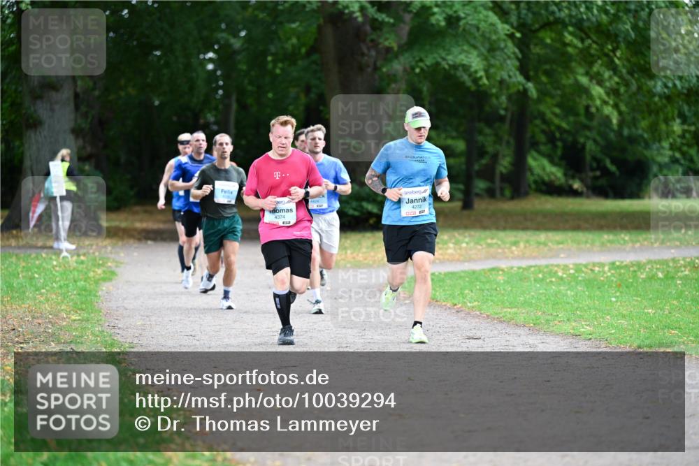 30.08.2026 - Blankeneser Heldenlauf Dr. Thomas Lammeyer http://msf.ph/oto/10039294 30.08.2026 11:12:50 Laufen 4374, 4424, 4272 meine-sportfotos.de