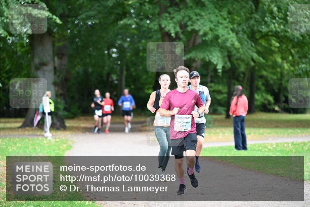 30.08.2026 - Blankeneser Heldenlauf Dr. Thomas Lammeyer http://msf.ph/oto/10039368 30.08.2026 11:13:00 Laufen 4261, 4127 meine-sportfotos.de