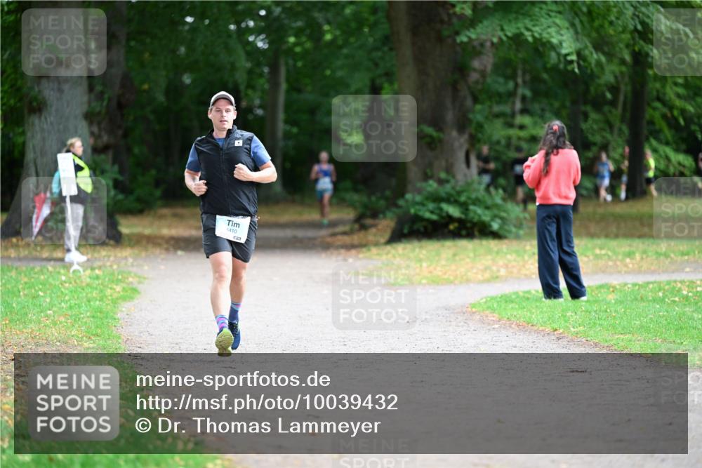 30.08.2026 - Blankeneser Heldenlauf Dr. Thomas Lammeyer http://msf.ph/oto/10039432 30.08.2026 11:13:11 Laufen 4410, 657 meine-sportfotos.de