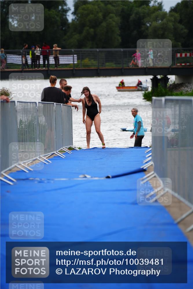 30.08.2026 - Elbe Triathlon Hamburg LAZAROV Photography http://msf.ph/oto/10039481 30.08.2026 14:08:40 Schwimmen  meine-sportfotos.de