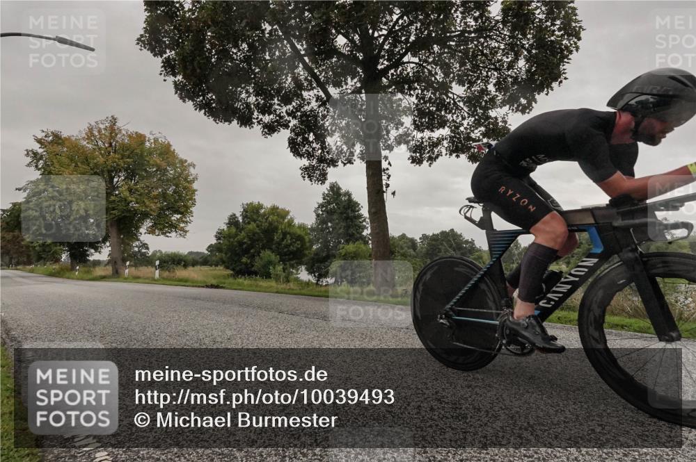 30.08.2026 - Elbe Triathlon Hamburg Michael Burmester http://msf.ph/oto/10039493 30.08.2026 08:38:17 Radfahren 195 meine-sportfotos.de
