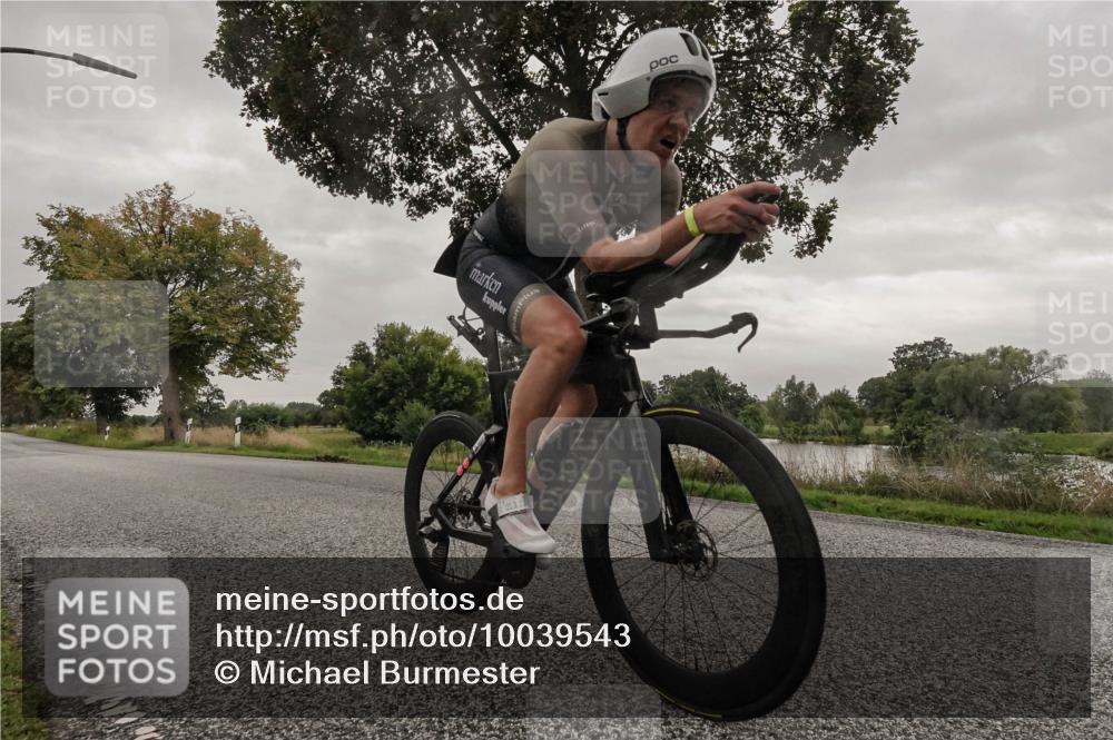 30.08.2026 - Elbe Triathlon Hamburg Michael Burmester http://msf.ph/oto/10039543 30.08.2026 08:39:50 Radfahren 213, 217, 247 meine-sportfotos.de