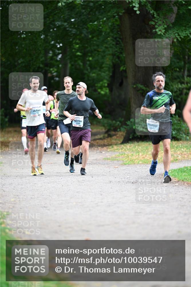 30.08.2026 - Blankeneser Heldenlauf Dr. Thomas Lammeyer http://msf.ph/oto/10039547 30.08.2026 11:13:28 Laufen 4253, 4244, 4297 meine-sportfotos.de