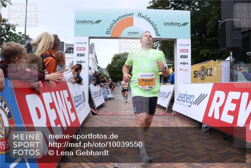 30.08.2026 - Blankeneser Heldenlauf Lena Gebhardt http://msf.ph/oto/10039550 30.08.2026 11:43:23 Ziel 2577, 2716, 2884, 2933 meine-sportfotos.de