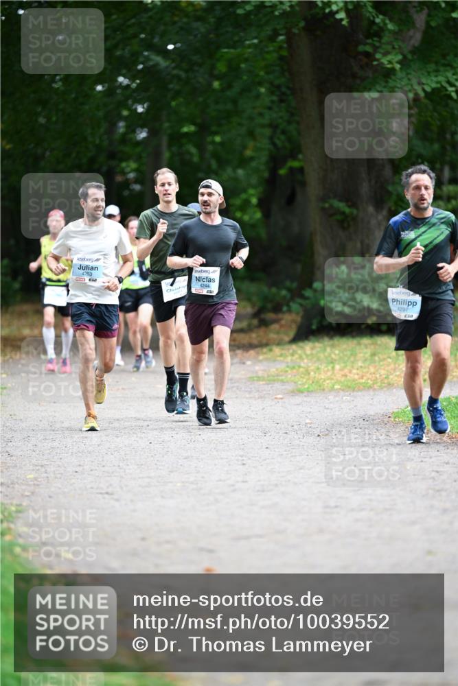 30.08.2026 - Blankeneser Heldenlauf Dr. Thomas Lammeyer http://msf.ph/oto/10039552 30.08.2026 11:13:29 Laufen 4253, 4244, 4297 meine-sportfotos.de