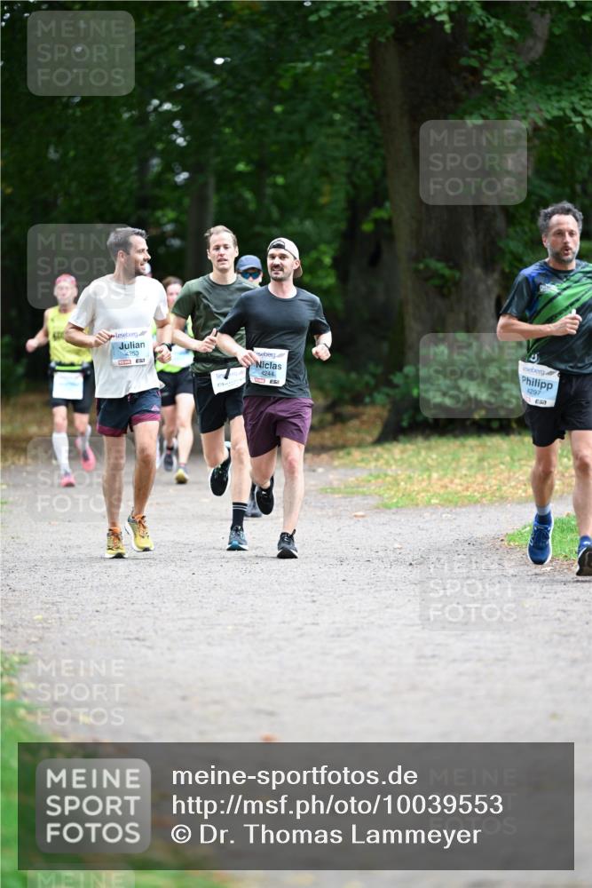 30.08.2026 - Blankeneser Heldenlauf Dr. Thomas Lammeyer http://msf.ph/oto/10039553 30.08.2026 11:13:29 Laufen 4253, 4244, 4297 meine-sportfotos.de