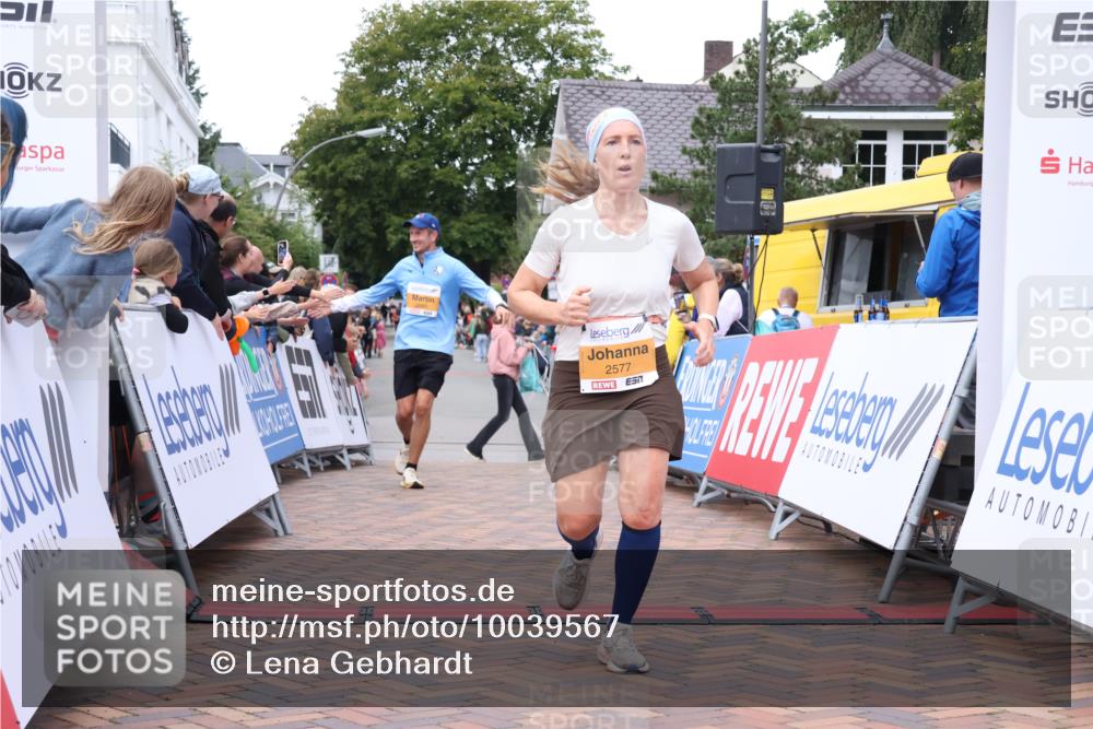 30.08.2026 - Blankeneser Heldenlauf Lena Gebhardt http://msf.ph/oto/10039567 30.08.2026 11:43:25 Ziel 2577, 2716, 2884 meine-sportfotos.de