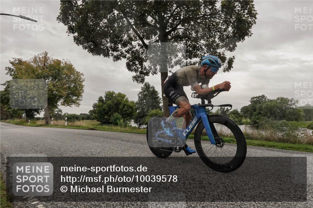 30.08.2026 - Elbe Triathlon Hamburg Michael Burmester http://msf.ph/oto/10039578 30.08.2026 08:40:41 Radfahren 218 meine-sportfotos.de