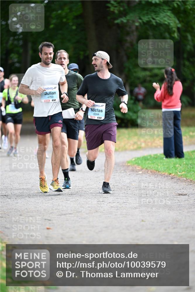 30.08.2026 - Blankeneser Heldenlauf Dr. Thomas Lammeyer http://msf.ph/oto/10039579 30.08.2026 11:13:31 Laufen 4253, 51, 4244 meine-sportfotos.de