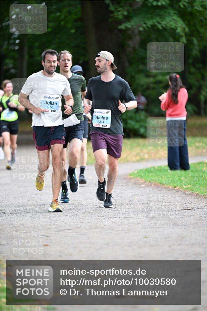 30.08.2026 - Blankeneser Heldenlauf Dr. Thomas Lammeyer http://msf.ph/oto/10039580 30.08.2026 11:13:31 Laufen 4253, 4244 meine-sportfotos.de