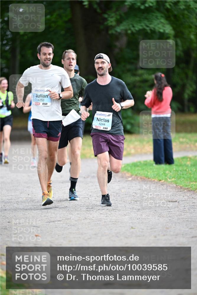 30.08.2026 - Blankeneser Heldenlauf Dr. Thomas Lammeyer http://msf.ph/oto/10039585 30.08.2026 11:13:31 Laufen 4253, 4244 meine-sportfotos.de
