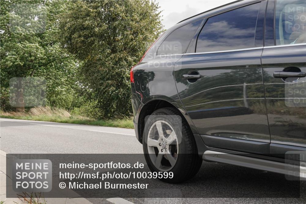 30.08.2026 - Elbe Triathlon Hamburg Michael Burmester http://msf.ph/oto/10039599 30.08.2026 13:48:13 Radfahren  meine-sportfotos.de