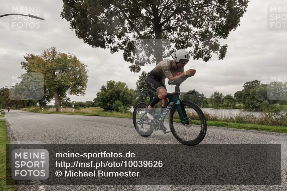 30.08.2026 - Elbe Triathlon Hamburg Michael Burmester http://msf.ph/oto/10039626 30.08.2026 08:42:34 Radfahren 204, 216 meine-sportfotos.de