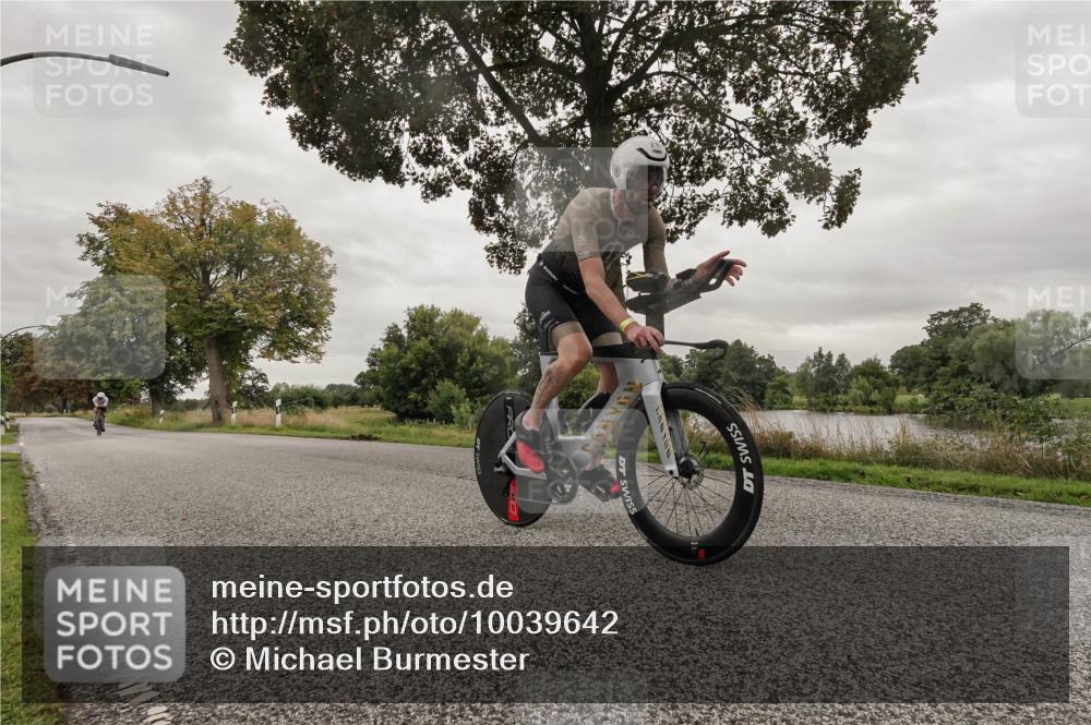 30.08.2026 - Elbe Triathlon Hamburg Michael Burmester http://msf.ph/oto/10039642 30.08.2026 08:43:01 Radfahren 188, 219 meine-sportfotos.de