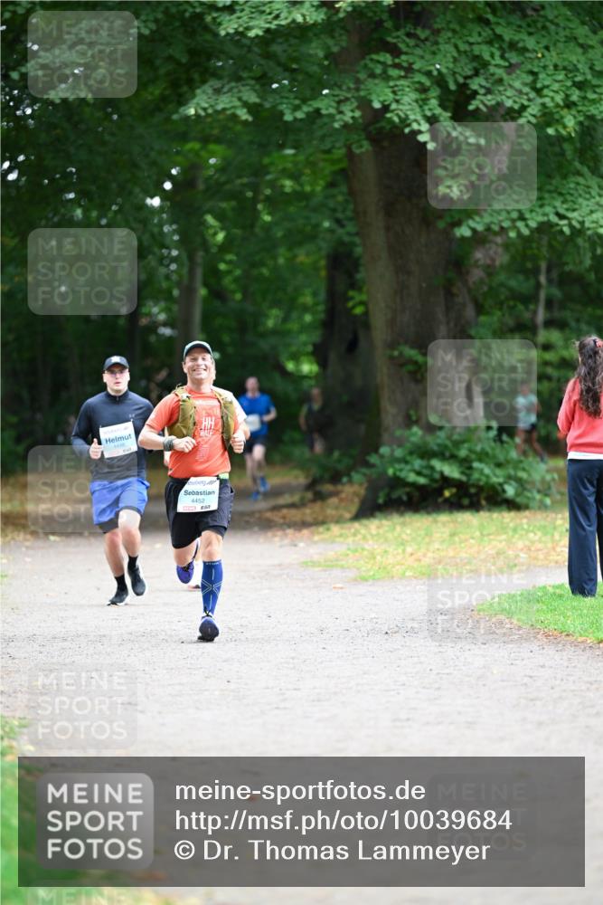30.08.2026 - Blankeneser Heldenlauf Dr. Thomas Lammeyer http://msf.ph/oto/10039684 30.08.2026 11:13:48 Laufen 4448, 4452 meine-sportfotos.de