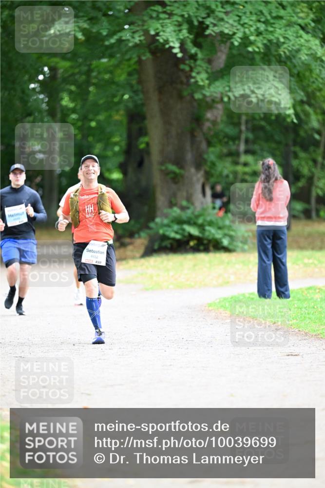 30.08.2026 - Blankeneser Heldenlauf Dr. Thomas Lammeyer http://msf.ph/oto/10039699 30.08.2026 11:13:49 Laufen 4452 meine-sportfotos.de