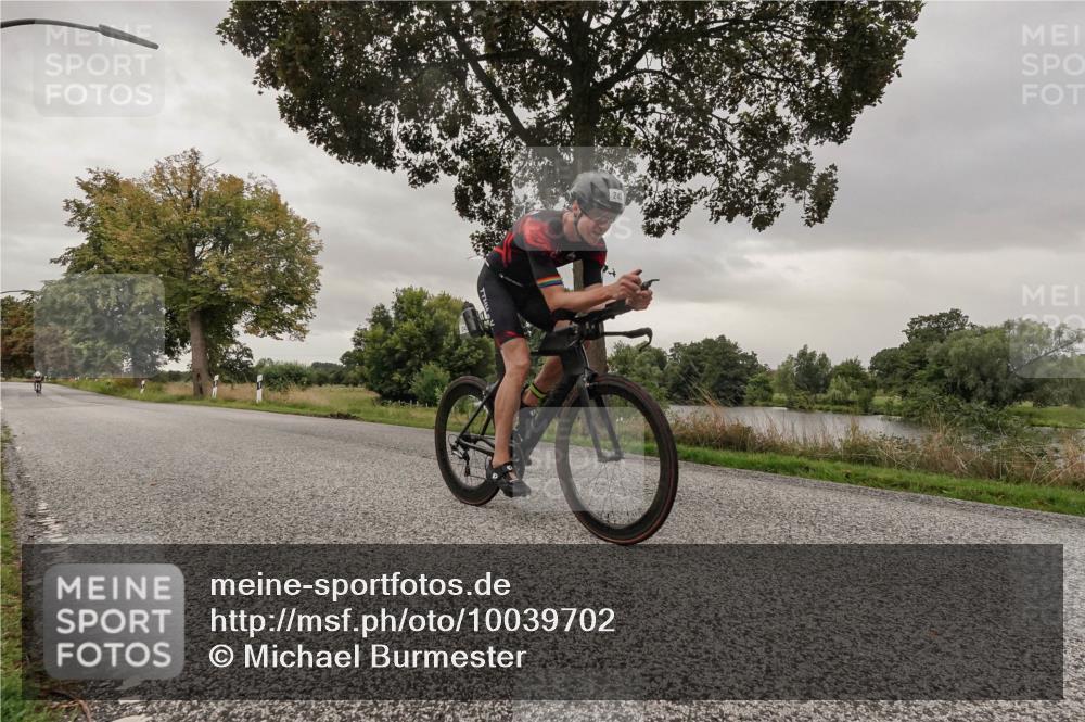 30.08.2026 - Elbe Triathlon Hamburg Michael Burmester http://msf.ph/oto/10039702 30.08.2026 08:45:26 Radfahren 222, 242 meine-sportfotos.de